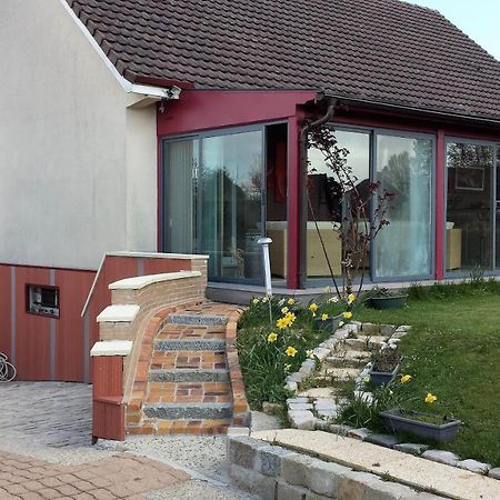 3 chambres privées dans un jardin d'hiver, garage voiture, vélos, motos Tourville-sur-Arques Exterior foto