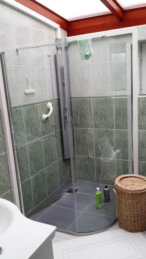 3 chambres privées dans un jardin d'hiver, garage voiture, vélos, motos Tourville-sur-Arques Exterior foto