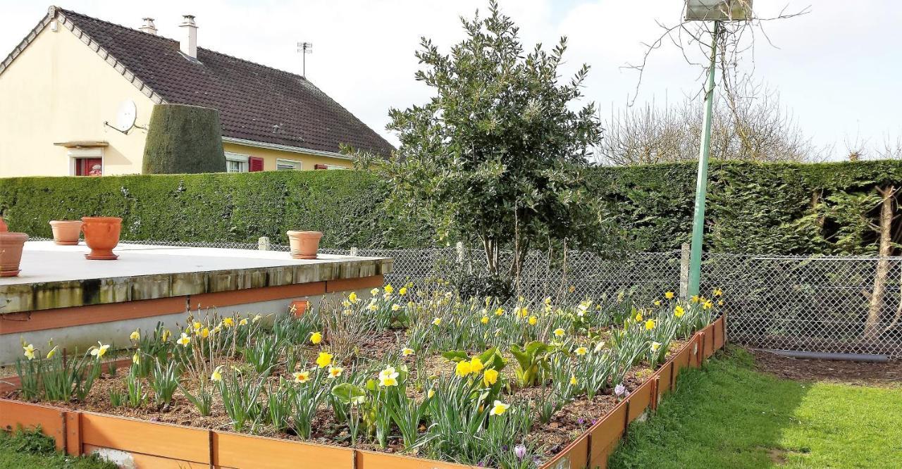 3 chambres privées dans un jardin d'hiver, garage voiture, vélos, motos Tourville-sur-Arques Exterior foto